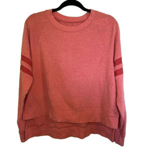 Xersion Hi-Low Pink Coral Crew Neck Sweatshirt Women’s Size Medium